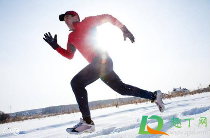 冬天健身怎么防止感冒(天冷锻炼怎样避免感冒)