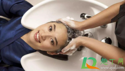 为什么头发长肉疙瘩(头发上长肉疙瘩)