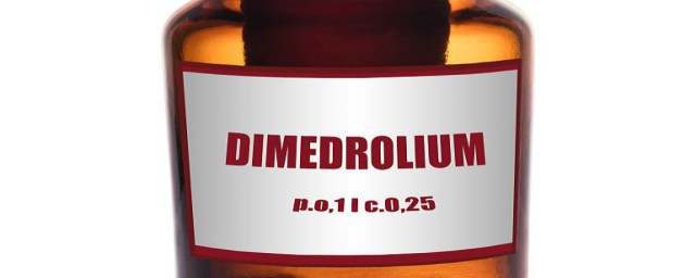 化学方程式怎么配平(钠和水化学方程式怎么配平)