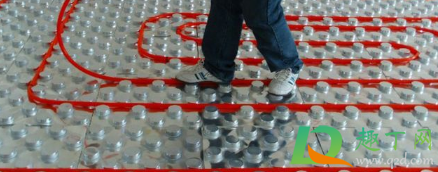 如何判断地暖开没开(怎么确认地暖是开着的)