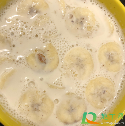 牛奶煮香蕉治便秘吗(牛奶煮香蕉真的可以治便秘吗)