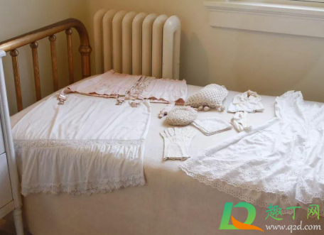 怎么样去掉床单上泛黄地方(床单上面发黄的怎么洗掉)