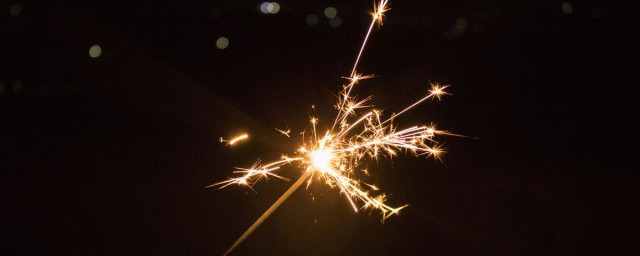 会不会烧伤衣物(衣服烧掉有影响吗)