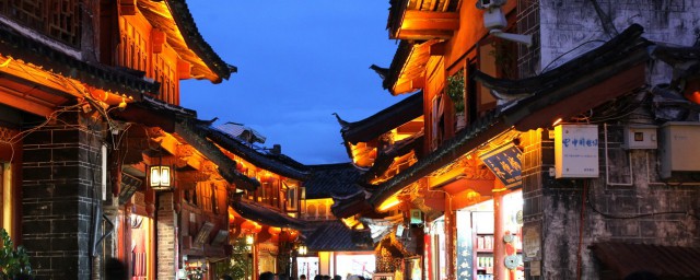 1月份去云南旅准备什么衣物(4月份的云南旅行带什么衣服)