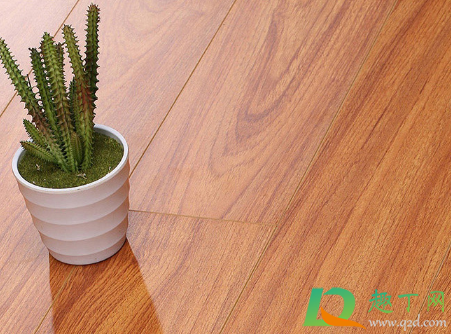 木地板脏了用什么擦最干净(木地板脏了怎么擦) 木地板脏了用什么擦最干净(木地板脏了怎么擦)