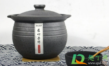 紫砂锅首次使用前要怎么处理(紫砂锅初次使用方法) 紫砂锅首次使用前要怎么处理(紫砂锅初次使用方法)