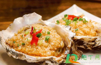 生蚝怎么有一坨绿色(生蚝屁股上的绿色)