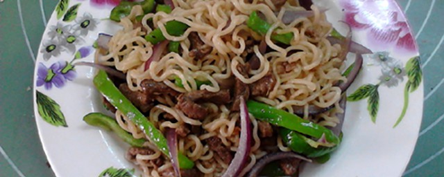 方面便豪华吃法加牛肉同炒