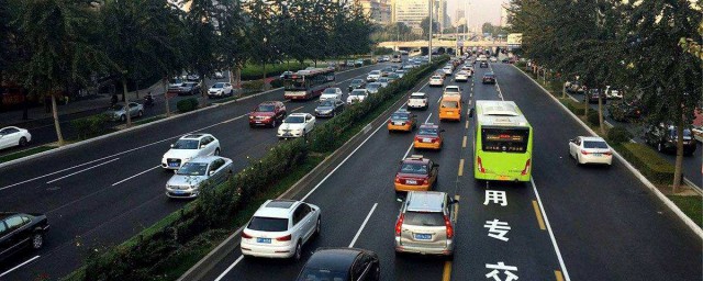 新手开车启动顺序教程(新手开车起步顺序)