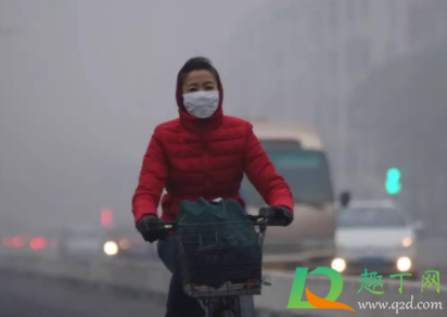 口罩湿透了能防病毒吗(湿口罩会传染病毒吗) 口罩湿透了能防病毒吗(湿口罩会传染病毒吗)