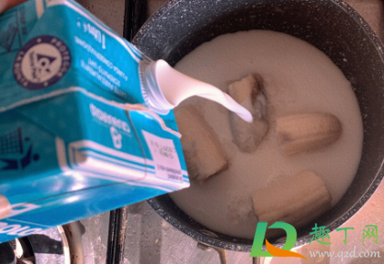 牛奶煮香蕉吃了有什么作用(吃香蕉煮牛奶的好处) 牛奶煮香蕉吃了有什么作用(吃香蕉煮牛奶的好处)