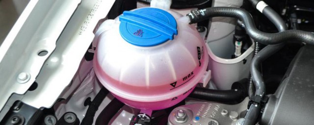 防冻液两次加入的容量(防冻液添加量)