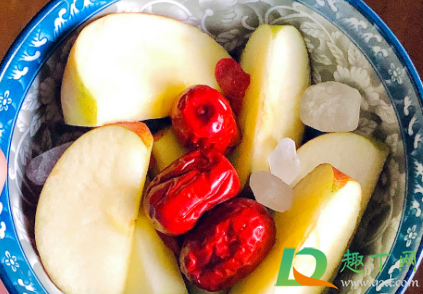 山楂苹果红枣煮水喝可以治积食吗(用苹果山楂红枣煮水给宝宝喝真的可以消除积食么)