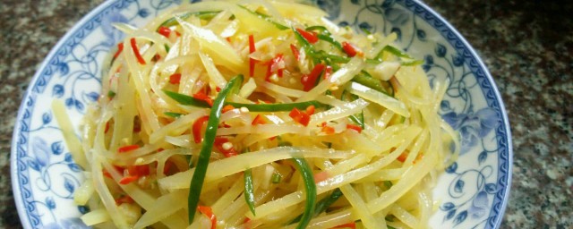 手把手教你做凉拌土豆丝(凉拌土豆丝咋做)