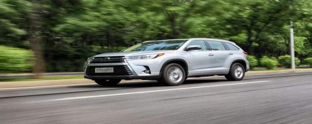 自驾游在车上睡觉是否安全(自驾游能在车上睡觉吗)