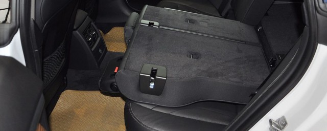 宝马3系的座椅记忆功能是如何用的(宝马3系记忆座椅设置)