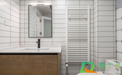 卫生间暖气片多少钱一个(家用的暖气片一般多少钱一片)