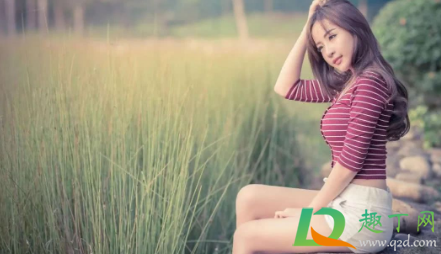 女朋友不理我了要不要主动联系她(女友不怎么理我还要不要主动找她)