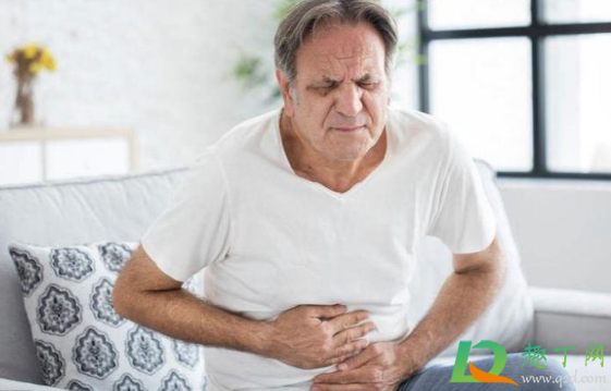 大便拉不出来拍三下什么地方能排便(大便拉不出来拍三下是什么原理)