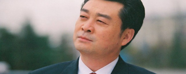 丁南主任是电视剧云淡天高里的人物(云淡天高电视剧丁南关起哪一集)