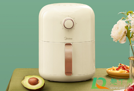 空气炸锅烤红薯要翻面吗(空气炸锅烤红薯能把红薯切开吗)