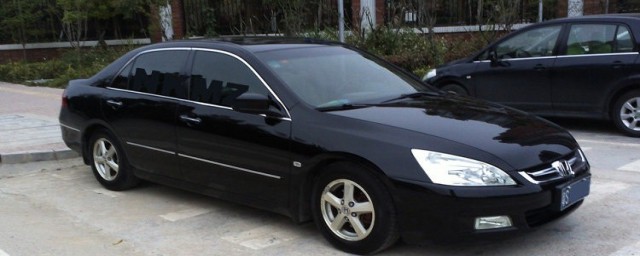 7代雅阁CD使用方法教程(7代雅阁cd按键说明)