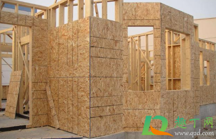 颗粒板和欧松板哪个好(颗粒板和欧松板,奥松板哪个好)