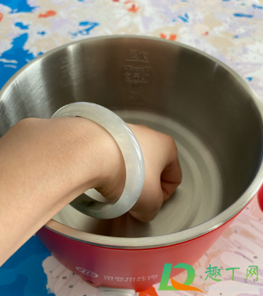 海底捞小红锅是送的吗(外卖海底捞送小红锅什么意思)