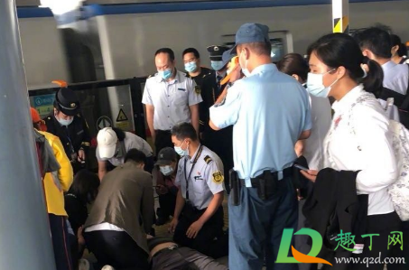 人要猝死前几天的信号(人要猝死前几天的信号 新闻)