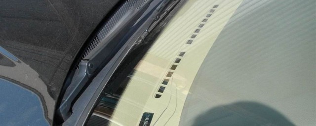 怎么修补汽车的挡风玻璃呢?(挡风玻璃如何修补)