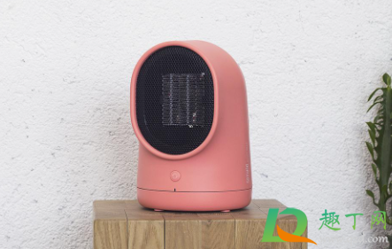 小型电暖风机取暖器费电吗(热风机取暖器费电吗)