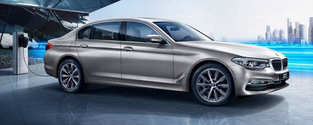 选车要看性能如何(选车怎么看各方面性能)