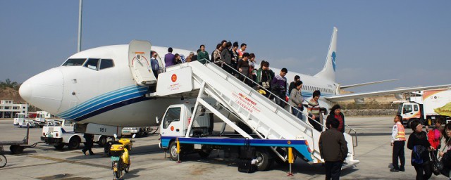 儿童乘坐飞机有什么规定(儿童乘坐民航飞机最新规定)