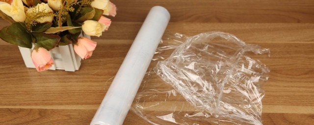 保鲜膜操作的家用小技巧(今天教你如何快速使用保鲜膜)