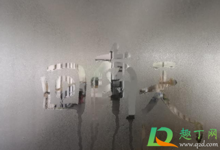 回南天跟梅雨季节一样吗(回南天与梅雨天区别)