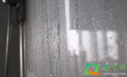 回南天跟梅雨季节一样吗(回南天与梅雨天区别)