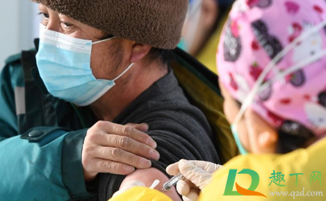 现在好多单位打新冠疫苗是真的吗(为什么已经有人打新冠疫苗了)