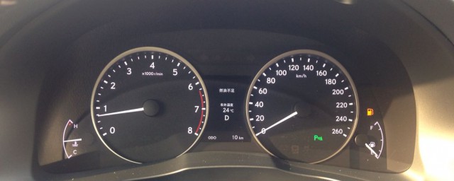 新车提车多少公里数是正常的答案(提车新车里程多少公里合理)