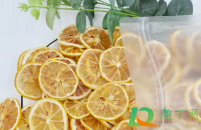 干柠檬片变褐色还能喝吗(柠檬片变成深褐色还能喝吗) 干柠檬片变褐色还能喝吗(柠檬片变成深褐色还能喝吗)