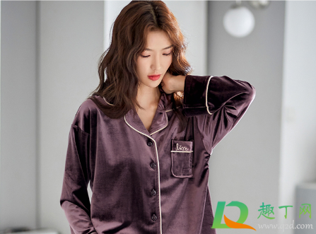金丝绒睡衣舒服吗(金丝绒睡衣冬天穿着暖和吗)