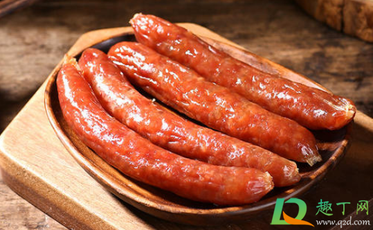 香肠晒出油是好还是坏(自制香肠晒出油了好不好) 香肠晒出油是好还是坏(自制香肠晒出油了好不好)