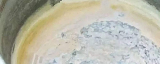 白醋除水垢的方法(白醋怎样除水垢最干净)