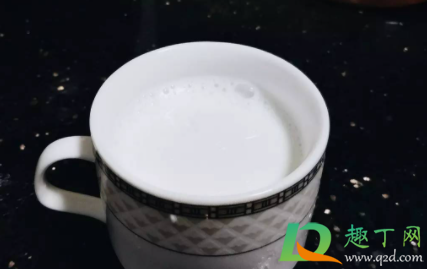 水牛奶和普通牛奶口感有啥区别(水牛奶有什么区别)