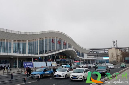 上饶火车站和高铁站在一起吗(上饶火车和高铁是一个站吗)