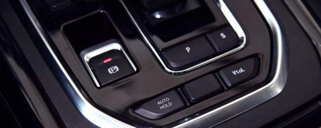 开启auto灯光驾驶更方便轻松(灯光调到auto好吗)