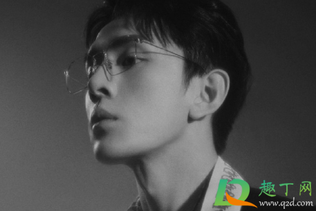 李佳琦直播间ahc眼霜29元真的假的(李佳琦直播间兰蔻眼霜多少钱)