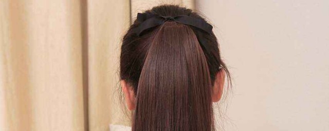 假发怎么带显自然又不会掉(怎么戴假发看起来自然)