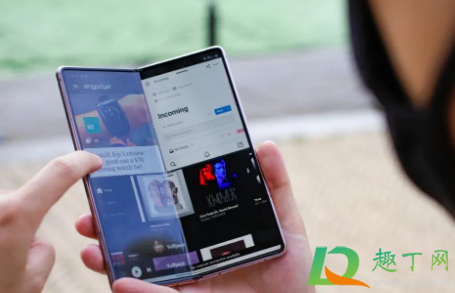 手机内外屏分离后还能粘上吗(手机内外屏分离了怎么办)