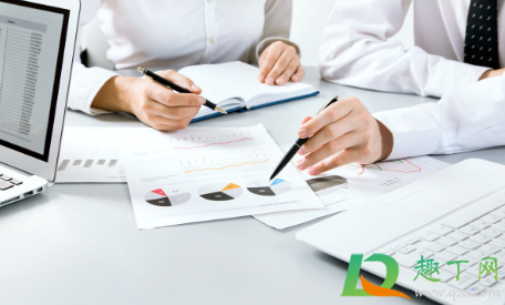 脉脉上的职位邀请是真的吗(脉脉上的职位邀请是群发的吗?)