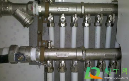 怎么知道地暖是不是堵了(地暖堵了什么表现)